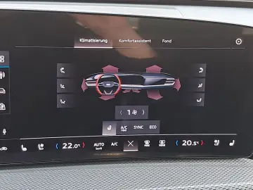 AUDI Q5 S line 2.0 TDI quattro S tronic S line PANO A