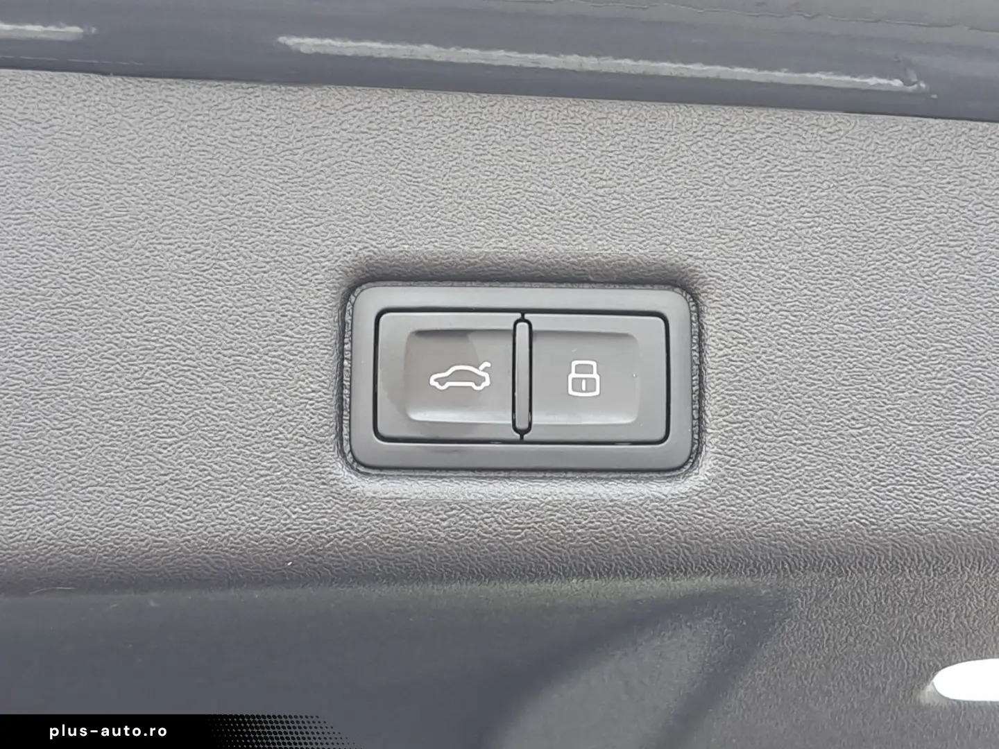 AUDI Q5 S line 2.0 TDI quattro S tronic S line PANO A