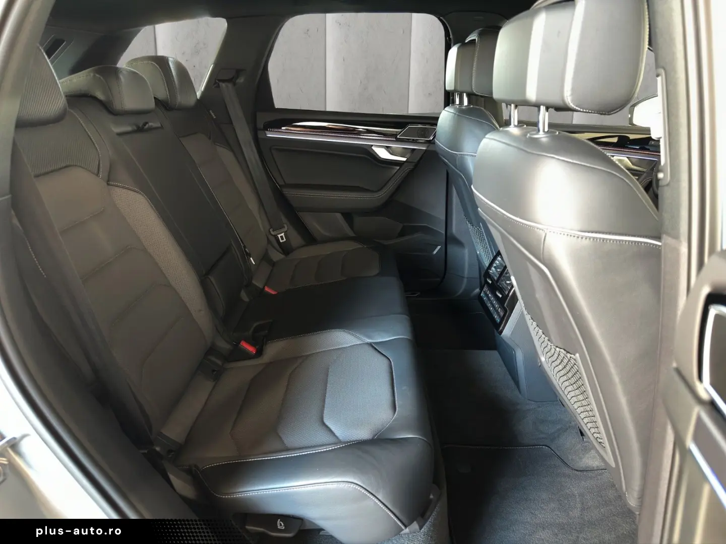 VW 4Motion R-Line Black Style Matrix Pan HUD AHK