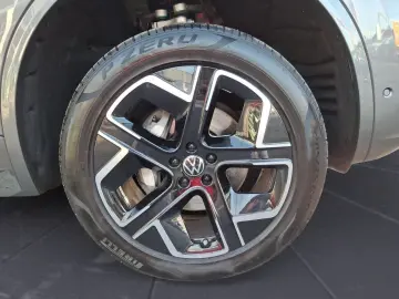 VW Touareg 3.0 V6 TDI SCR 4Motion Aut. R-Line Klima