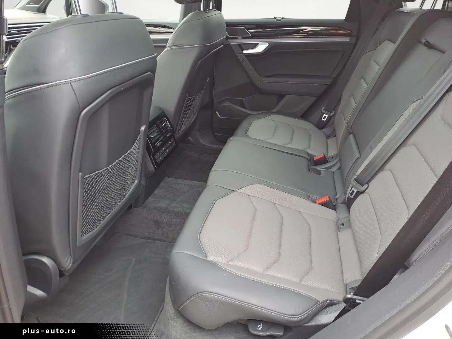 VW Touareg TDI R-Line AHK IQ.Drive HUD Dynaudio ACC