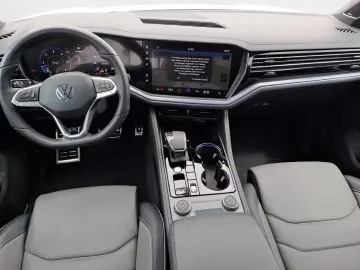 VW Touareg TDI R-Line AHK IQ.Drive HUD Dynaudio ACC