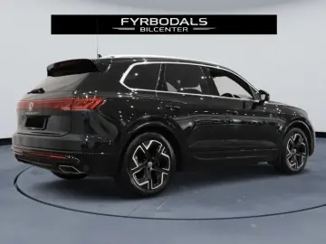 VW Touareg 3.0 TDI 286hp 4Motion R-Line Massage VAT