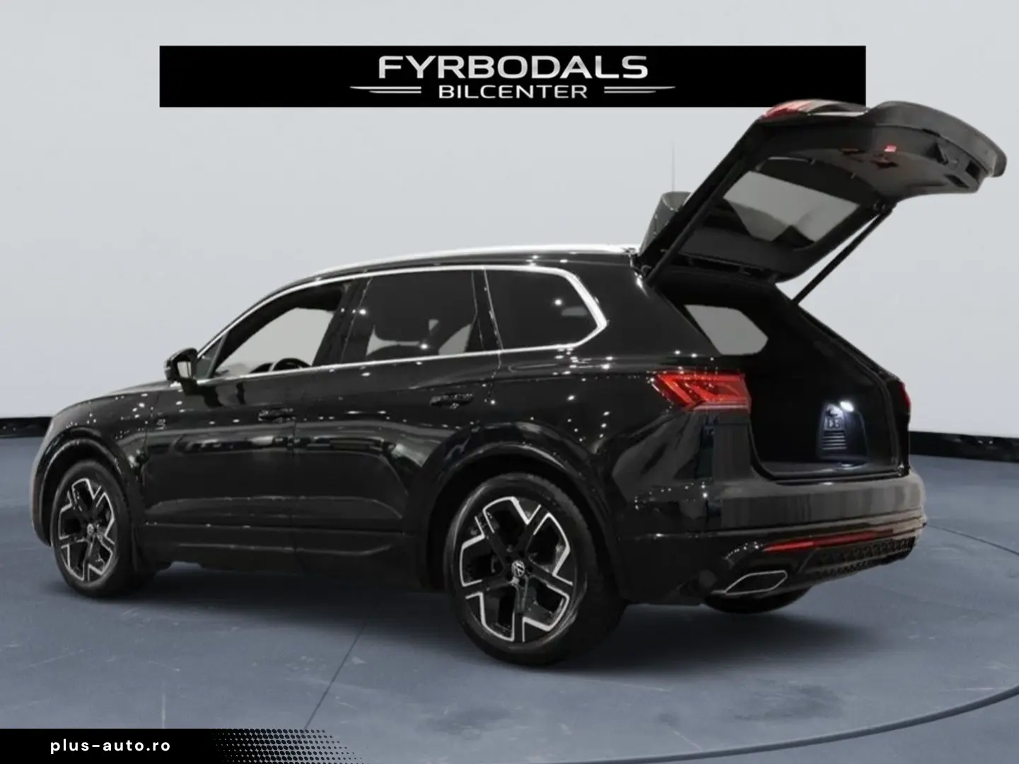 VW Touareg 3.0 TDI 286hp 4Motion R-Line Massage VAT