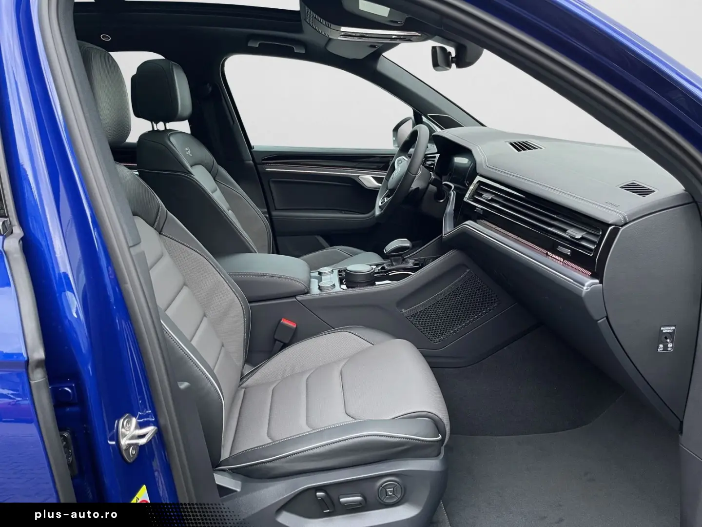 VW Touareg R-Line Matrix NAVI WR PANORAMA  Adaptive