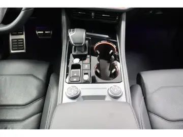 VW Touareg 3.0 TDI 4M R-Line  Black Style  Navi Mat