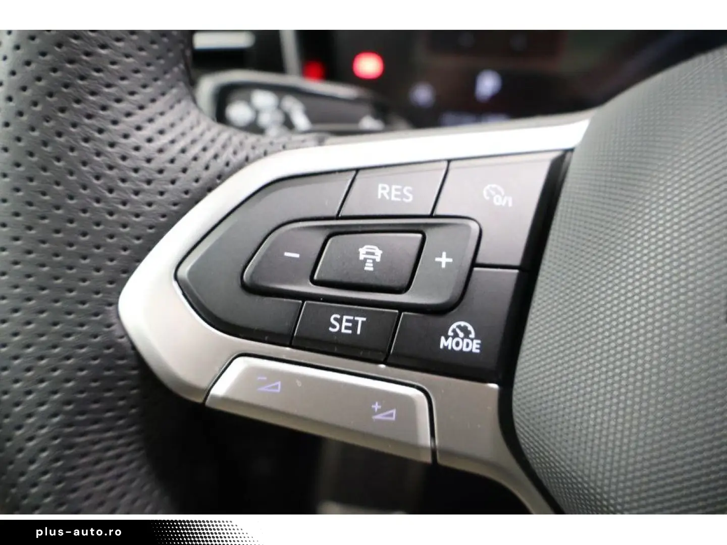 VW Touareg 3.0 TDI 4M R-Line  Black Style  Navi Mat