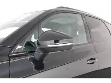 VW Touareg 3.0 TDI 4M R-Line  Black Style  Navi Mat