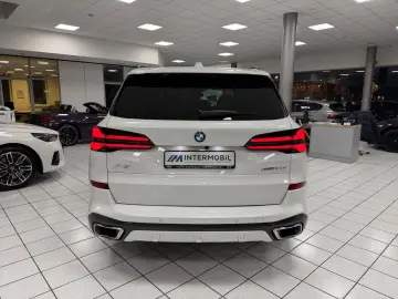 BMW X5 xDrive30d M-Sport PANO HUD H-K SOFT KEYL AHK