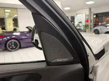 BMW X5 xDrive30d M-Sport PANO HUD H-K SOFT KEYL AHK