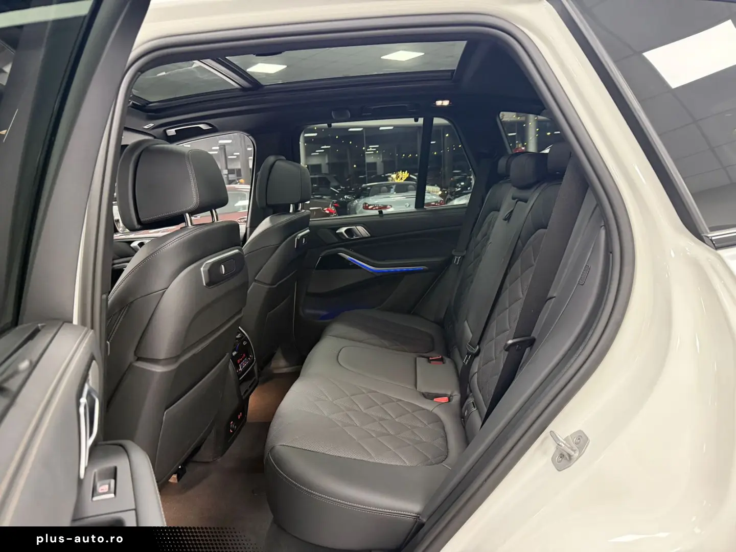 BMW X5 xDrive30d M-Sport PANO HUD H-K SOFT KEYL AHK