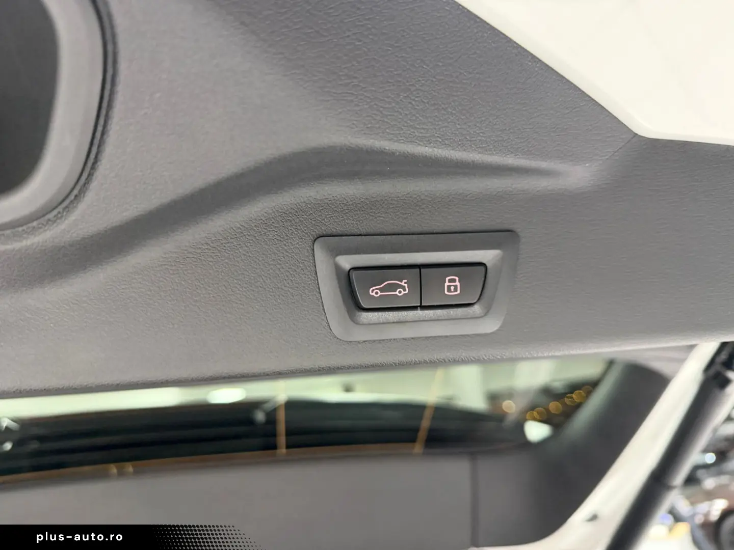 BMW X5 xDrive30d M-Sport PANO HUD H-K SOFT KEYL AHK