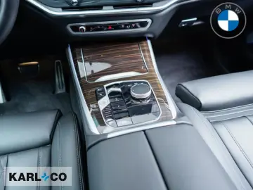 BMW X5 xDrive40i M Sport Pro Pano AHK ACC H&K