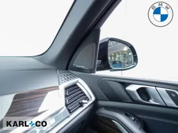 BMW X5 xDrive40i M Sport Pro Pano AHK ACC H&K