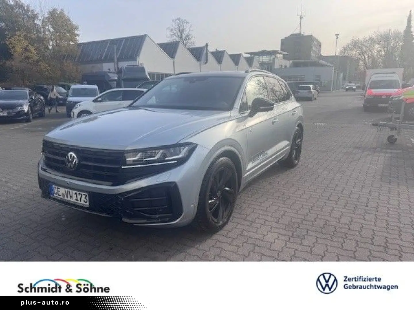 VW Touareg 3.0 TDI R-Line Black Standhzg DYNAUD 22