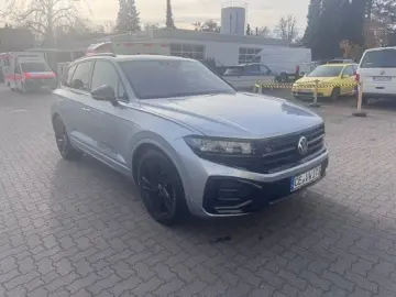 VW Touareg 3.0 TDI R-Line Black Standhzg DYNAUD 22