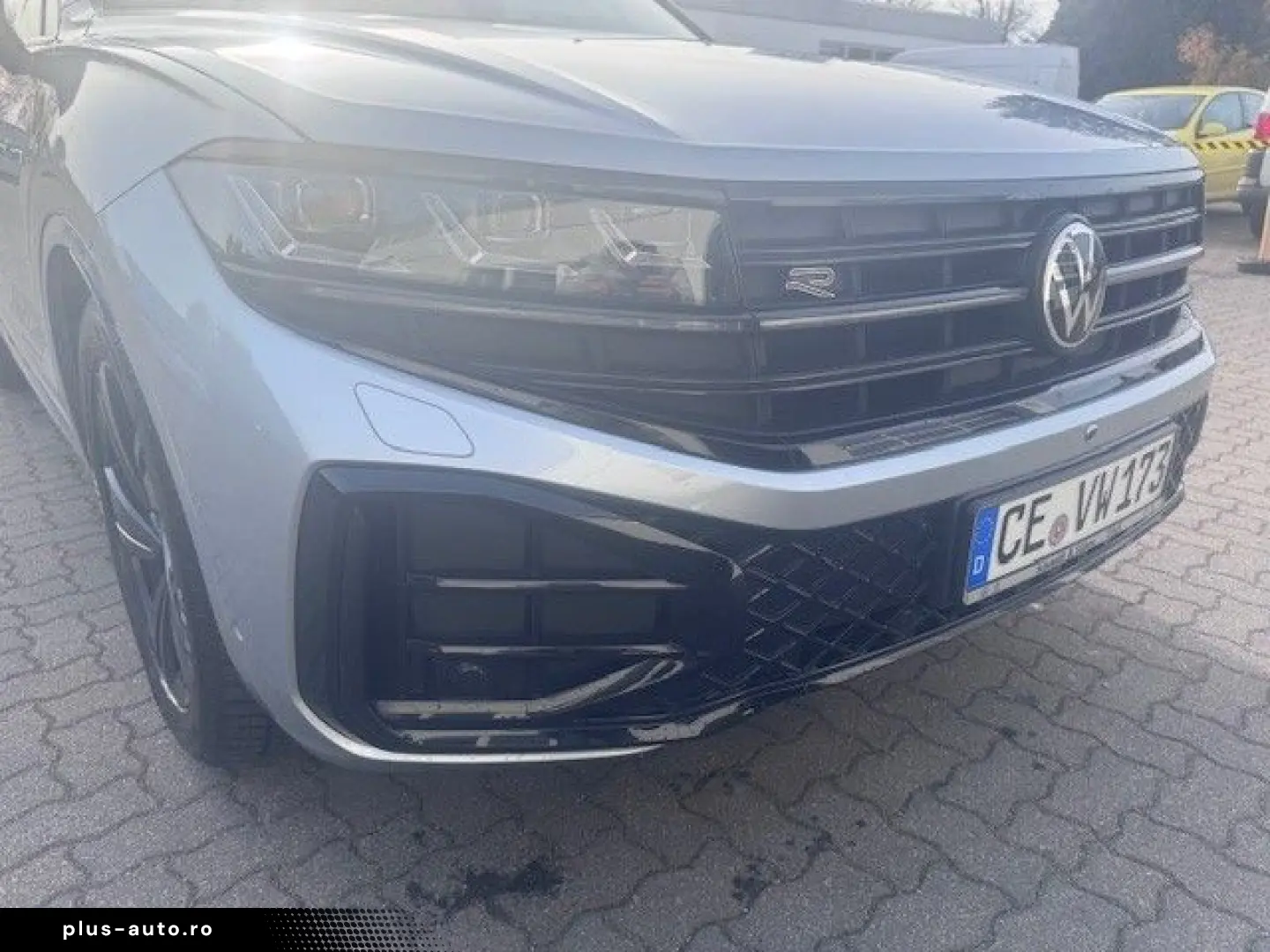 VW Touareg 3.0 TDI R-Line Black Standhzg DYNAUD 22