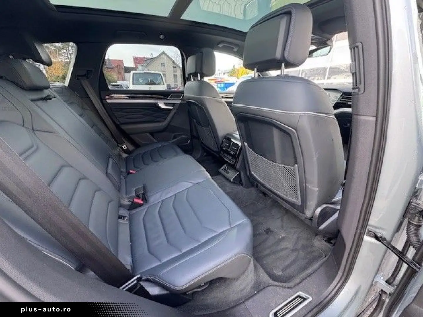 VW Touareg 3.0 TDI R-Line Black Standhzg DYNAUD 22