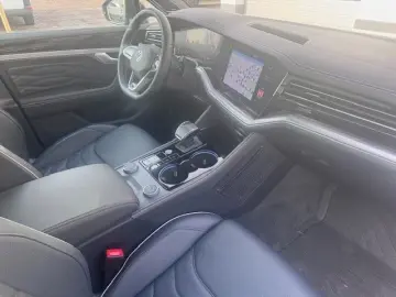 VW Touareg 3.0 TDI R-Line Black Standhzg DYNAUD 22