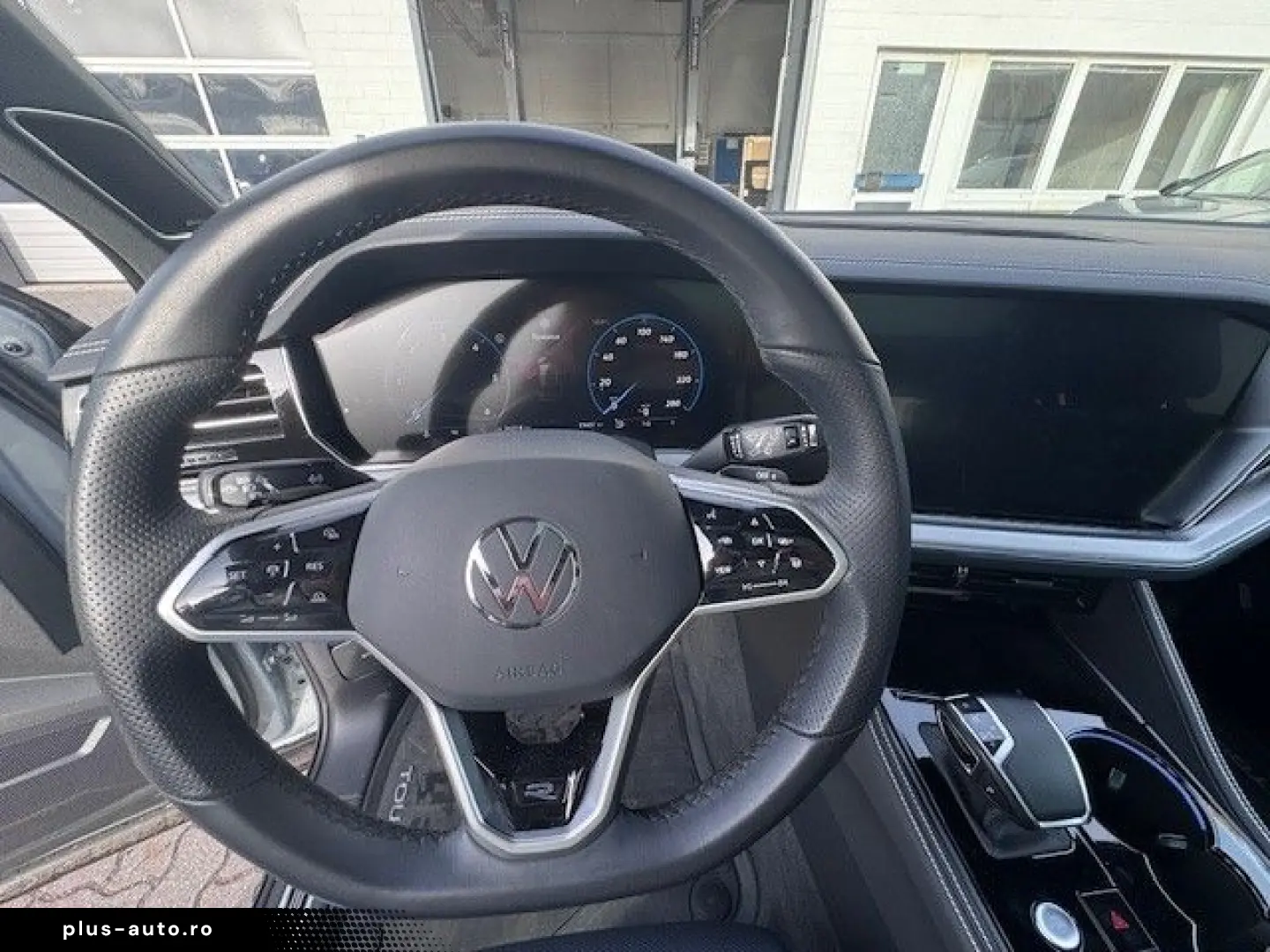 VW Touareg 3.0 TDI R-Line Black Standhzg DYNAUD 22