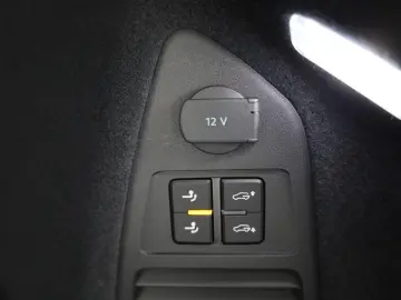 VW Touareg 3.0 TDI V6 R-LINE Black  22-Zoll  AHK  D