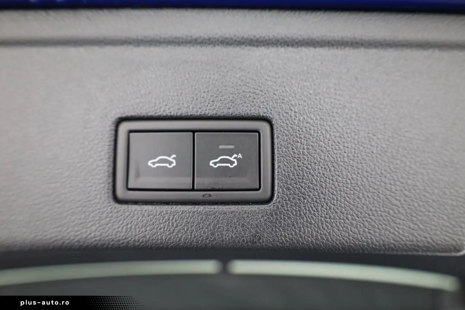 VW Touareg 3.0 TDI V6 R-LINE Black  22-Zoll  AHK  D