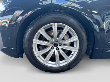 AUDI Q8 50TDI S-trc quattro Pano AHK Luft HUD CAM