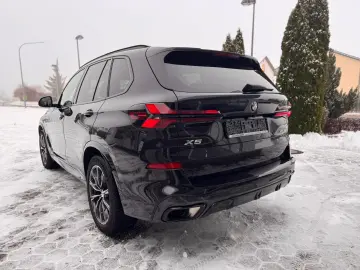 BMW X5 30d xDrive M-Sport PanoSkyLo STANDHZ HEAD AHK