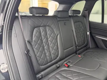 BMW X5 30d xDrive M-Sport PanoSkyLo STANDHZ HEAD AHK