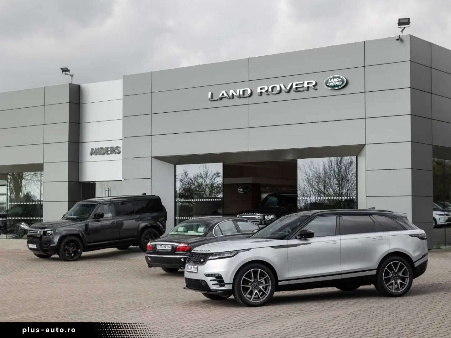 LAND ROVER Range Rover Velar D300 Dynamic HSE PIXEL HUP