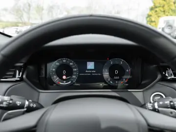 LAND ROVER Range Rover Velar D300 Dynamic HSE PIXEL HUP