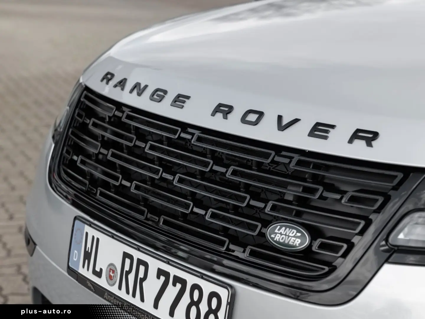 LAND ROVER Range Rover Velar D300 Dynamic HSE PIXEL HUP