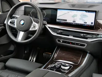 BMW X5xDr.30d M-Sport SkyPan.Nappa BLFT Mass.H K.21'