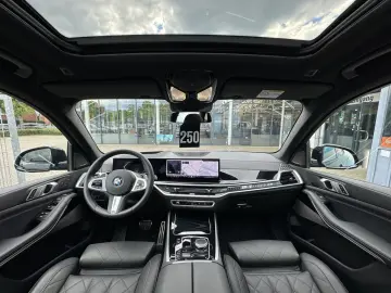 BMW X5 xDrive40d M Sport AHK PANO h&k Sitzlüft DaPro