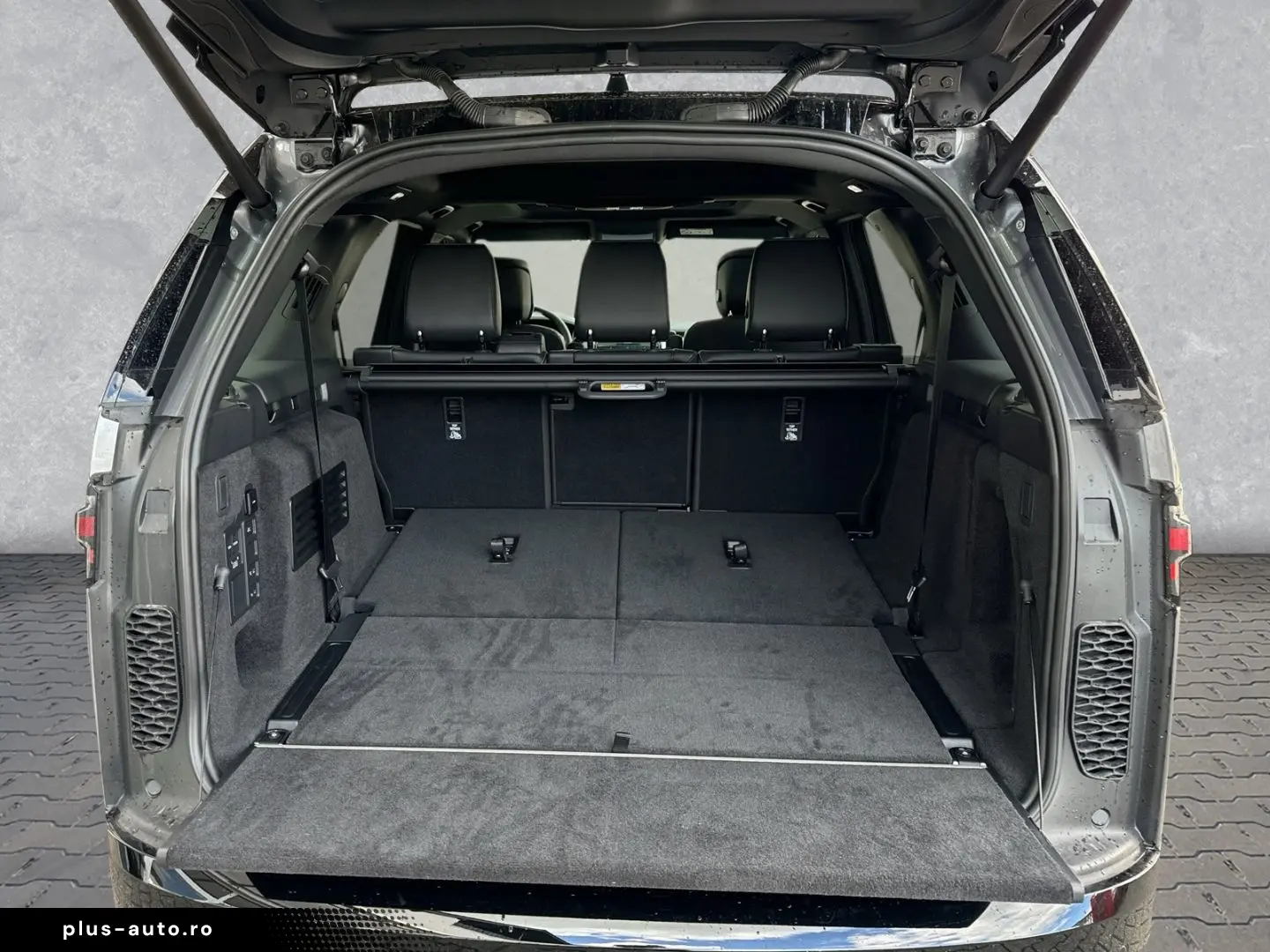 LAND ROVER Discovery 5 D300 Dynamic HSE AWD