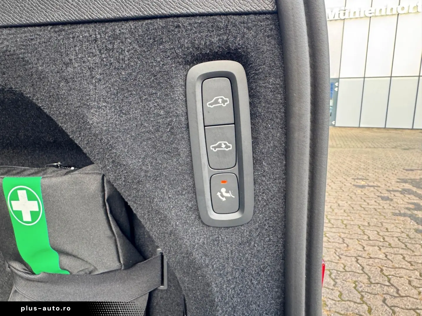 VOLVO XC90 B5 D AWD ULTIMATE BRIGHT-AHK-Sthg-Luft-7Si.