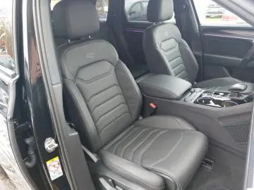 VW Touareg 3 0 TDI 4Motion R-Line  Standhzg Kamera