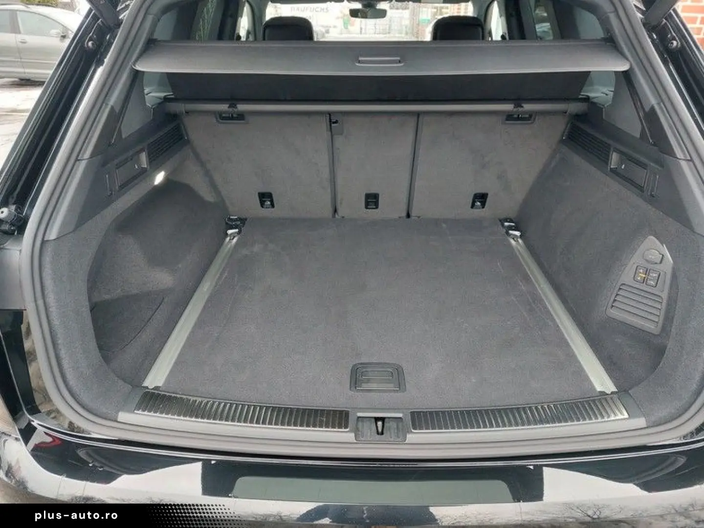 VW Touareg 3 0 TDI 4Motion R-Line  Standhzg Kamera