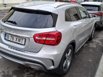Mercedes-Benz GLA 200