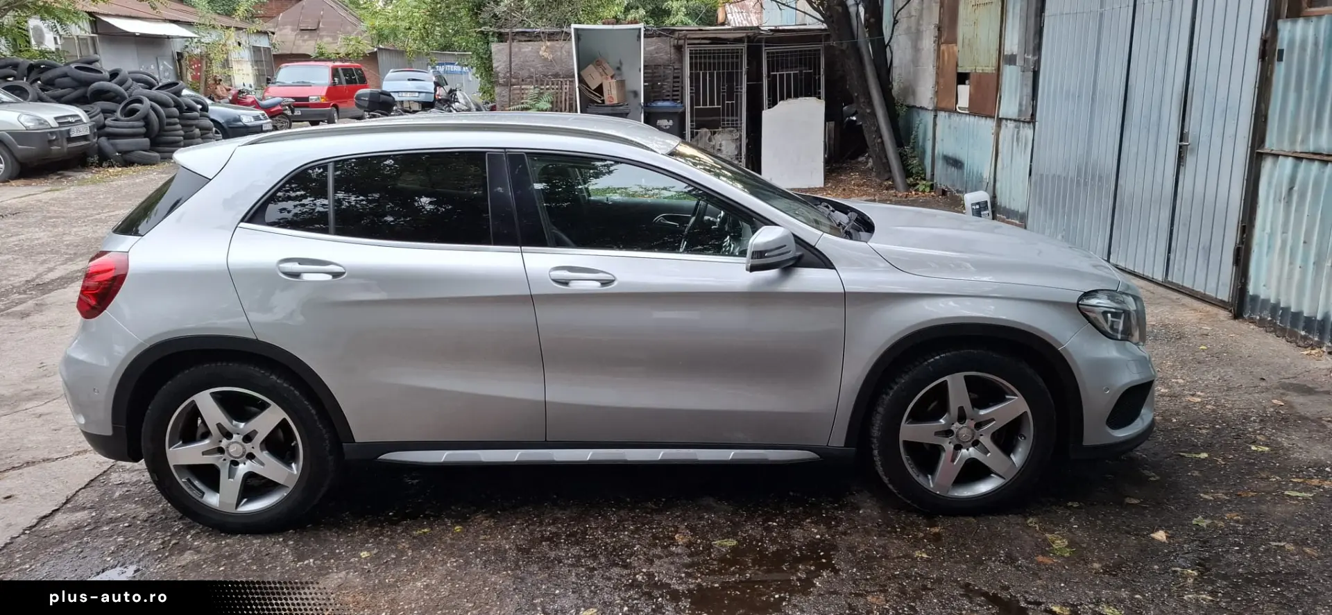 Mercedes-Benz GLA 200