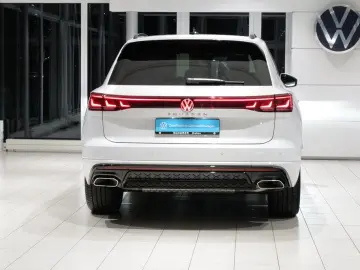 VW Touareg 3.0TDI R-Line Wankstabi Nachtsicht StdHz