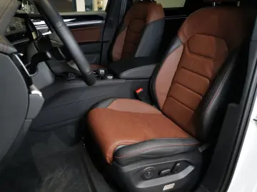 VW Touareg 3.0TDI R-Line Wankstabi Nachtsicht StdHz