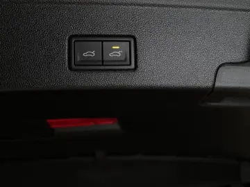 VW Touareg 3.0TDI R-Line Wankstabi Nachtsicht StdHz