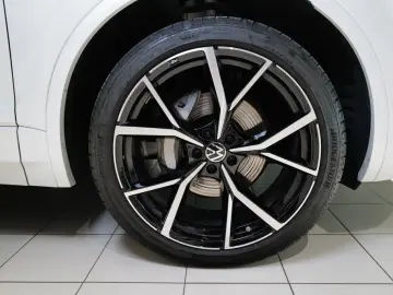 VW Touareg 3.0TDI R-Line Wankstabi Nachtsicht StdHz