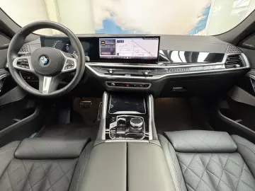 BMW X6 xDrive30d M Sport Pro 22Zoll AHK Pano ACC