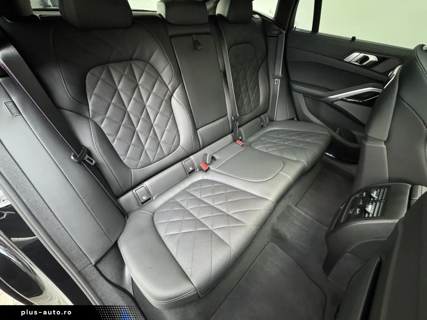 BMW X6 xDrive30d M Sport Pro 22Zoll AHK Pano ACC