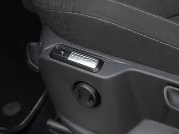 Volkswagen Tiguan 2.0 TDI DPF DSG 4Mot Comfortline