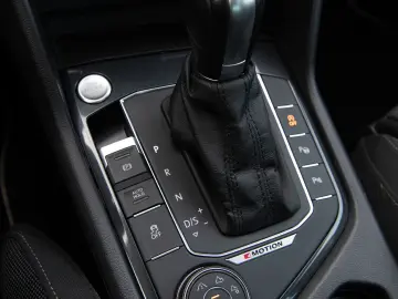 Volkswagen Tiguan 2.0 TDI DPF DSG 4Mot Comfortline