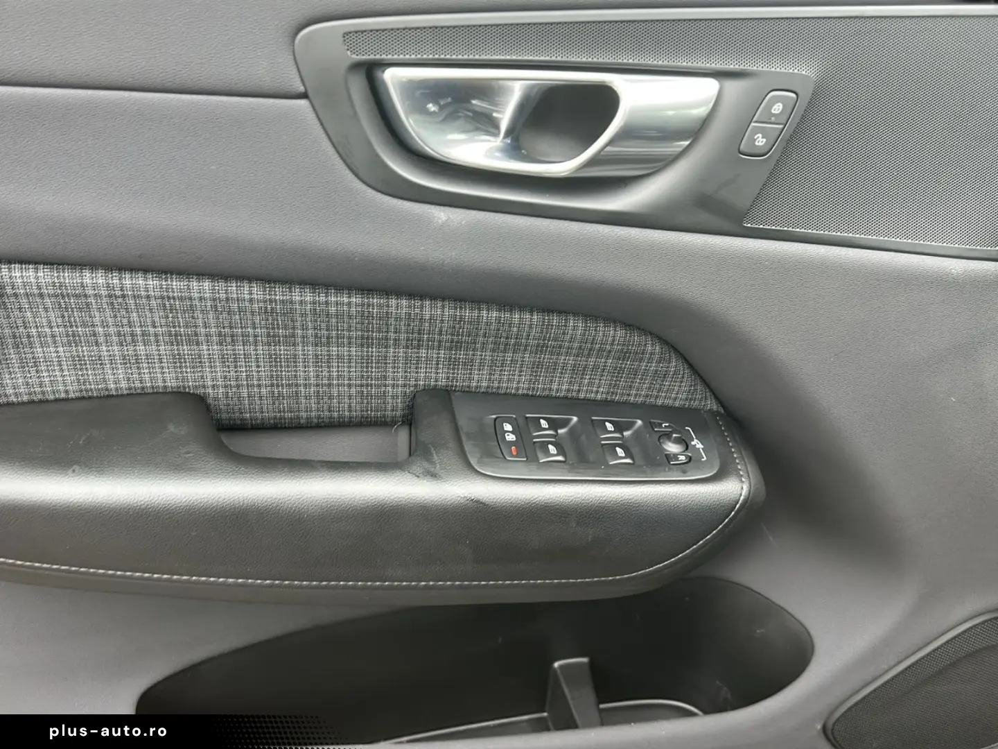 VOLVO XC60 Core Kamera LED Sistem de Navigatie