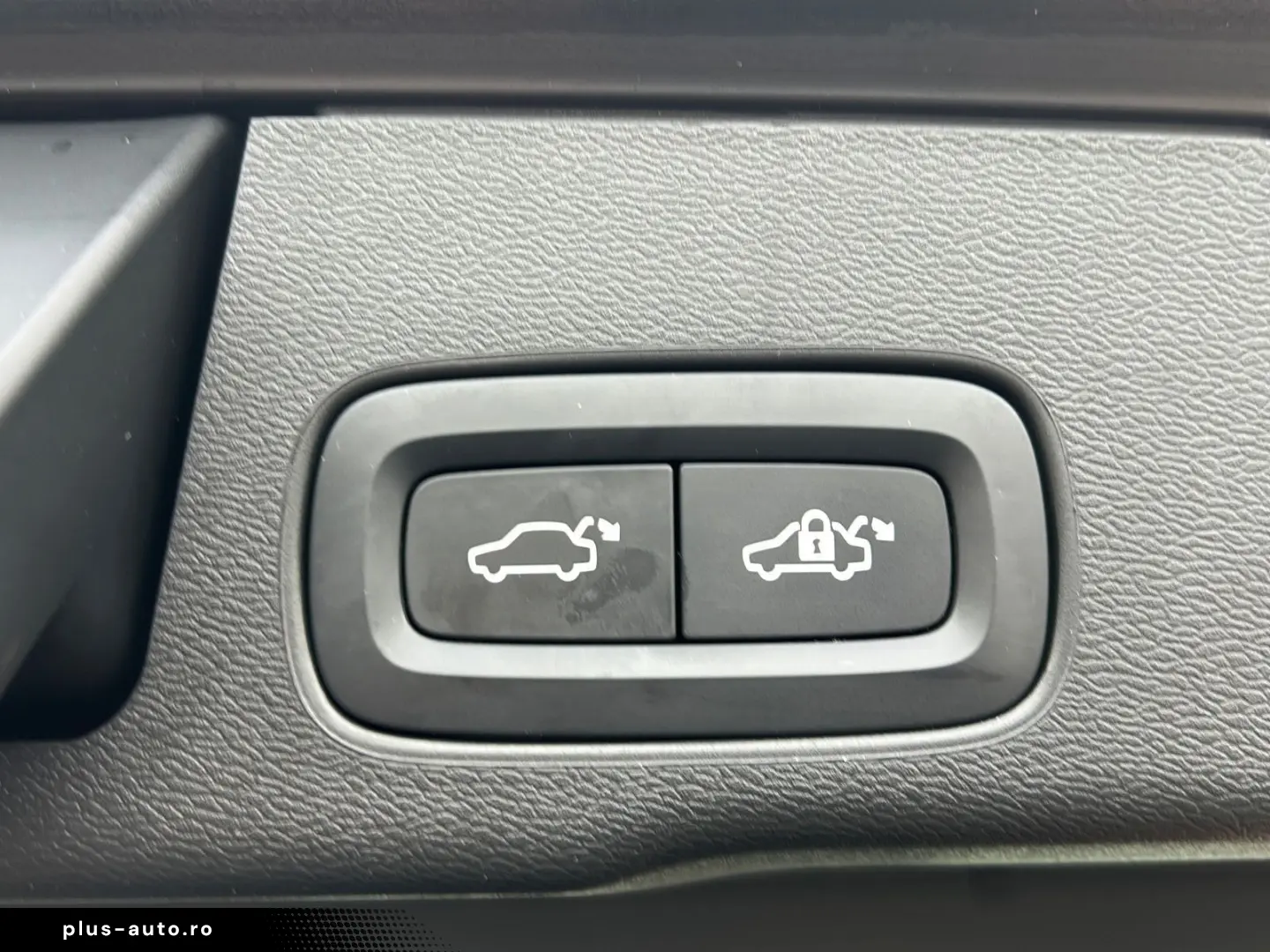 VOLVO XC60 Core Kamera LED Sistem de Navigatie